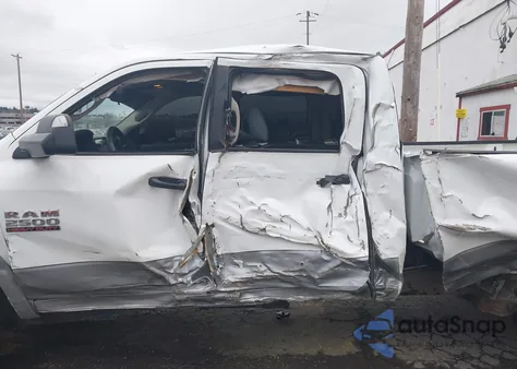 2014 Ram 2500 Slt из США, поврежденный, VIN 3C6UR5JLXEG217983